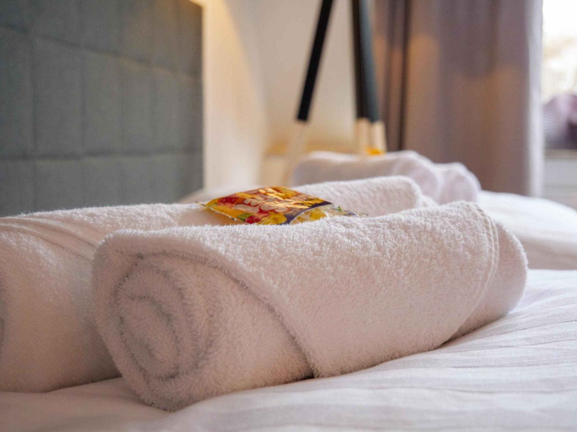 Amao-Green I 90Qm I Penthouse Maisonette Mit Rooftop I City Center I King-Size Betten 拉尔 外观 照片