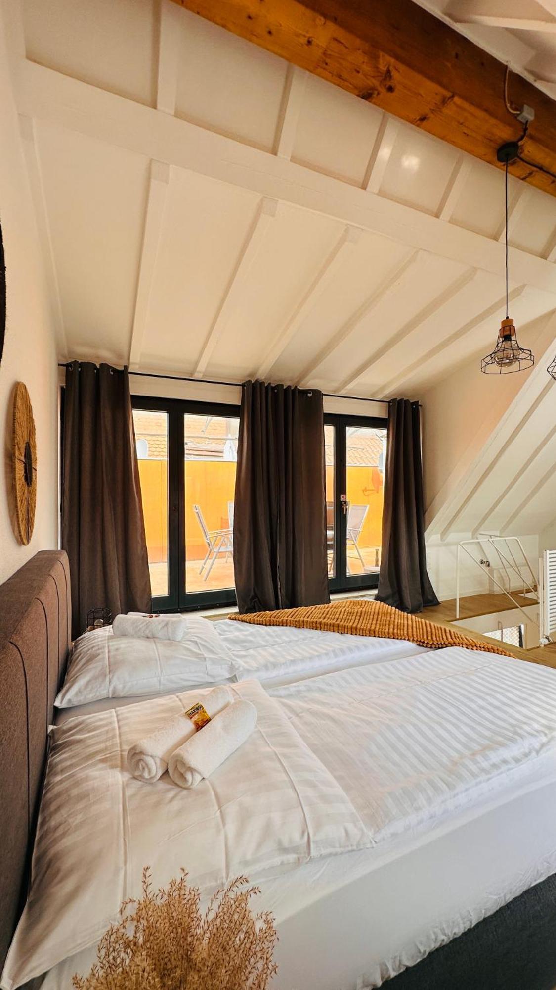 Amao-Green I 90Qm I Penthouse Maisonette Mit Rooftop I City Center I King-Size Betten 拉尔 外观 照片